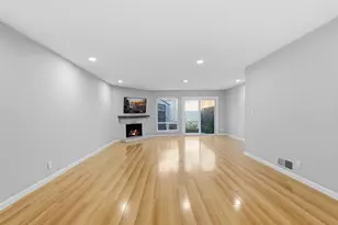 123 Mission Dr, East Palo Alto, CA 94303 - Photo 5