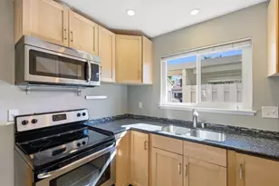123 Mission Dr, East Palo Alto, CA 94303 - Photo 11