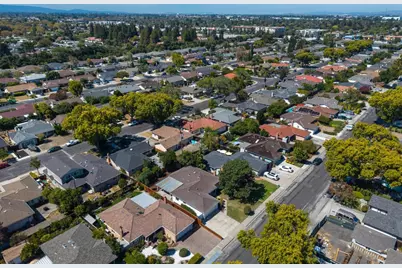 1168 Las Palmas Dr, Santa Clara, CA 95051 - Photo 41