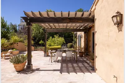 405 Estrella D'Oro, Monterey, CA 93940 - Photo 17