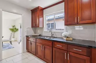 122 N Claremont St, San Mateo, CA 94401 - Photo 13