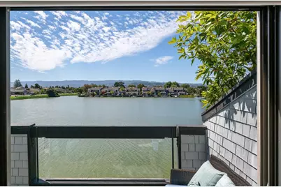76 Eddystone Ct, Redwood Shores, CA 94065 - Photo 33