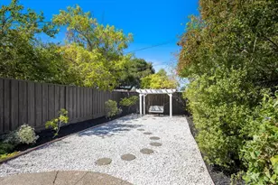 640 N San Antonio Rd, Los Altos, CA 94022 - Photo 35