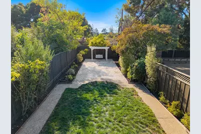 640 N San Antonio Rd, Los Altos, CA 94022 - Photo 33