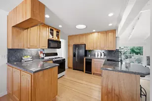 213 Estrella Way, San Mateo, CA 94403 - Photo 7
