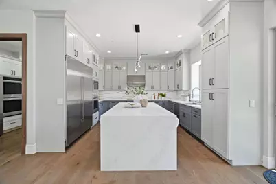 14302 Lora Dr, Los Gatos, CA 95032 - Photo 19