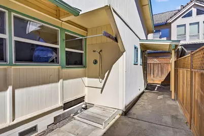 21825 E Cliff Dr, Santa Cruz, CA 95062 - Photo 41