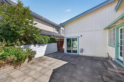 21825 E Cliff Dr, Santa Cruz, CA 95062 - Photo 43