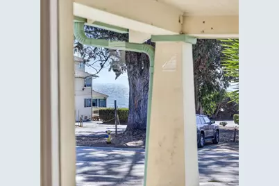 21825 E Cliff Dr, Santa Cruz, CA 95062 - Photo 11