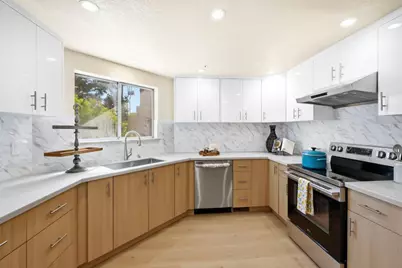 50 E Court Ln, Foster City, CA 94404 - Photo 13