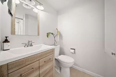 861 Cherry Creek Cir, San Jose, CA 95126 - Photo 11
