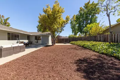 1653 Kitchener Dr, Sunnyvale, CA 94087 - Photo 43