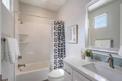 403 Neves Rd, San Mateo, CA 94403 - Photo 33