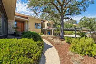 2 Buck Meadow Dr, Portola Valley, CA 94028 - Photo 9