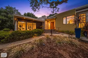 2 Buck Meadow Dr, Portola Valley, CA 94028 - Photo 107