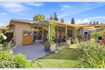 726 Muir Dr, Mountain View, CA 94041 - Photo 71