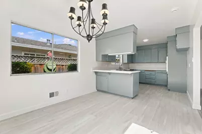 726 Muir Dr, Mountain View, CA 94041 - Photo 17