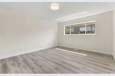726 Muir Dr, Mountain View, CA 94041 - Photo 33