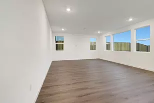 8097 Blue River Dr, Vallejo, CA 94591 - Photo 5