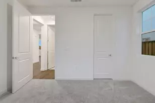 8097 Blue River Dr, Vallejo, CA 94591 - Photo 9