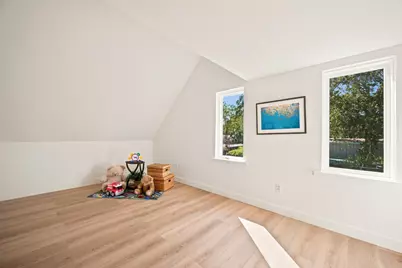 195 Pleasant Valley Dr, Walnut Creek, CA 94597 - Photo 19