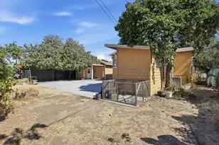 723 H St, Los Banos, CA 93635 - Photo 57