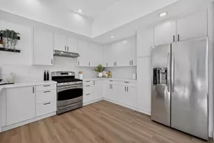 3281 Berryessa St 3, Palo Alto, CA 94303 - Photo 1