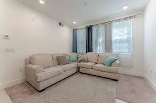 345 Rhythm Ln, Hayward, CA 94544 - Photo 3