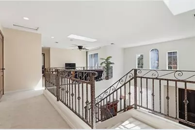 18120 Jaguar Ct, Los Angeles, CA 91335 - Photo 23