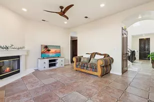 18120 Jaguar Ct, Los Angeles, CA 91335 - Photo 7