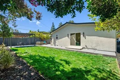 1600 Don Ct, Mountain View, CA 94040 - Photo 27