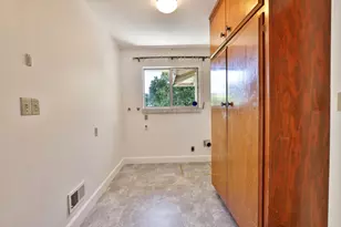 1437 Robsheal Dr, San Jose, CA 95125 - Photo 21