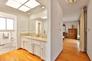 1437 Robsheal Dr, San Jose, CA 95125 - Photo 17