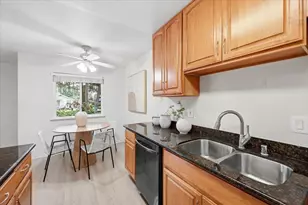 723 Sierra Vista Ave 2, Mountain View, CA 94043 - Photo 11