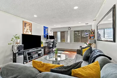 240 N Bayshore Blvd 307, San Mateo, CA 94401 - Photo 3