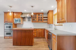 250 Forest Ridge Rd 42, Monterey, CA 93940 - Photo 3