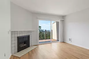 250 Forest Ridge Rd 42, Monterey, CA 93940 - Photo 17