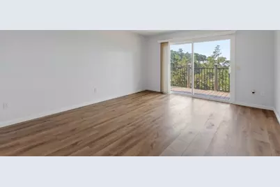 250 Forest Ridge Rd 42, Monterey, CA 93940 - Photo 23