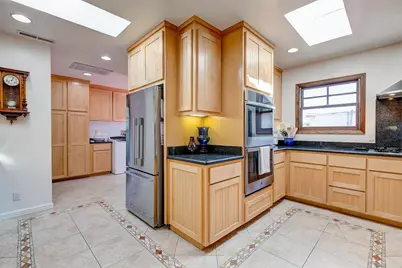184 S Cragmont Ave, San Jose, CA 95127 - Photo 15
