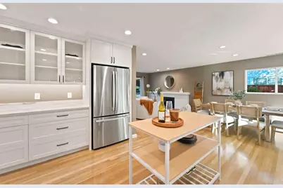 2092 Lynwood Ter, San Jose, CA 95128 - Photo 9