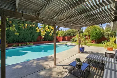 2092 Lynwood Ter, San Jose, CA 95128 - Photo 23