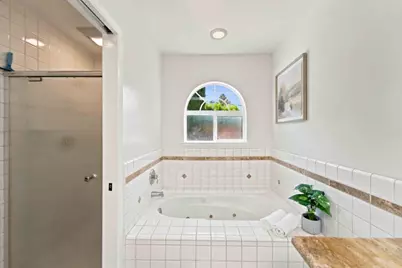 2092 Lynwood Ter, San Jose, CA 95128 - Photo 15
