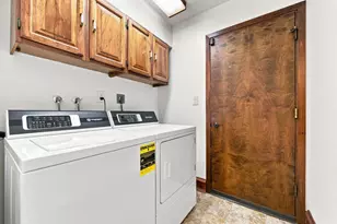 15800 Simoni Dr, San Jose, CA 95127 - Photo 39