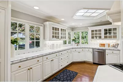 563 Jefferson Dr, Palo Alto, CA 94303 - Photo 13