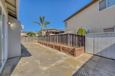 427 Chardonnay Dr, Salinas, CA 93906 - Photo 9