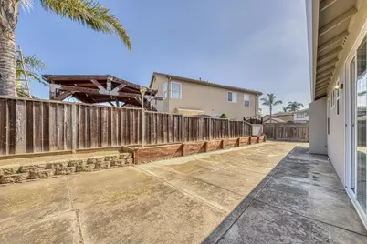 427 Chardonnay Dr, Salinas, CA 93906 - Photo 21