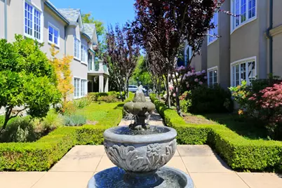 1 W Edith Ave D226, Los Altos, CA 94022 - Photo 21