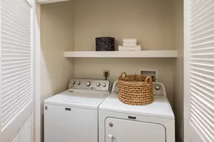 1 W Edith Ave D226, Los Altos, CA 94022 - Photo 17