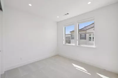 1373 W Middlefield Rd, Mountain View, CA 94043 - Photo 27