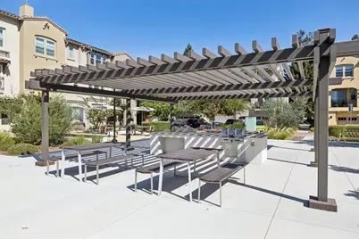 1373 W Middlefield Rd, Mountain View, CA 94043 - Photo 35